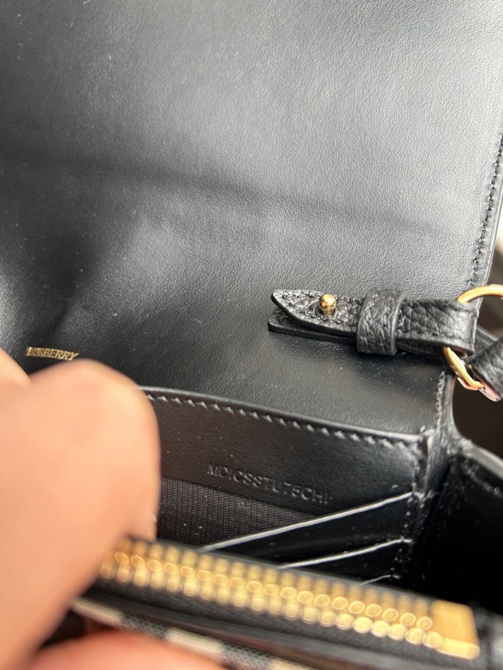 Burberry New Hampshire Check Leather
Crossbody Bag - Picture 12 of 12